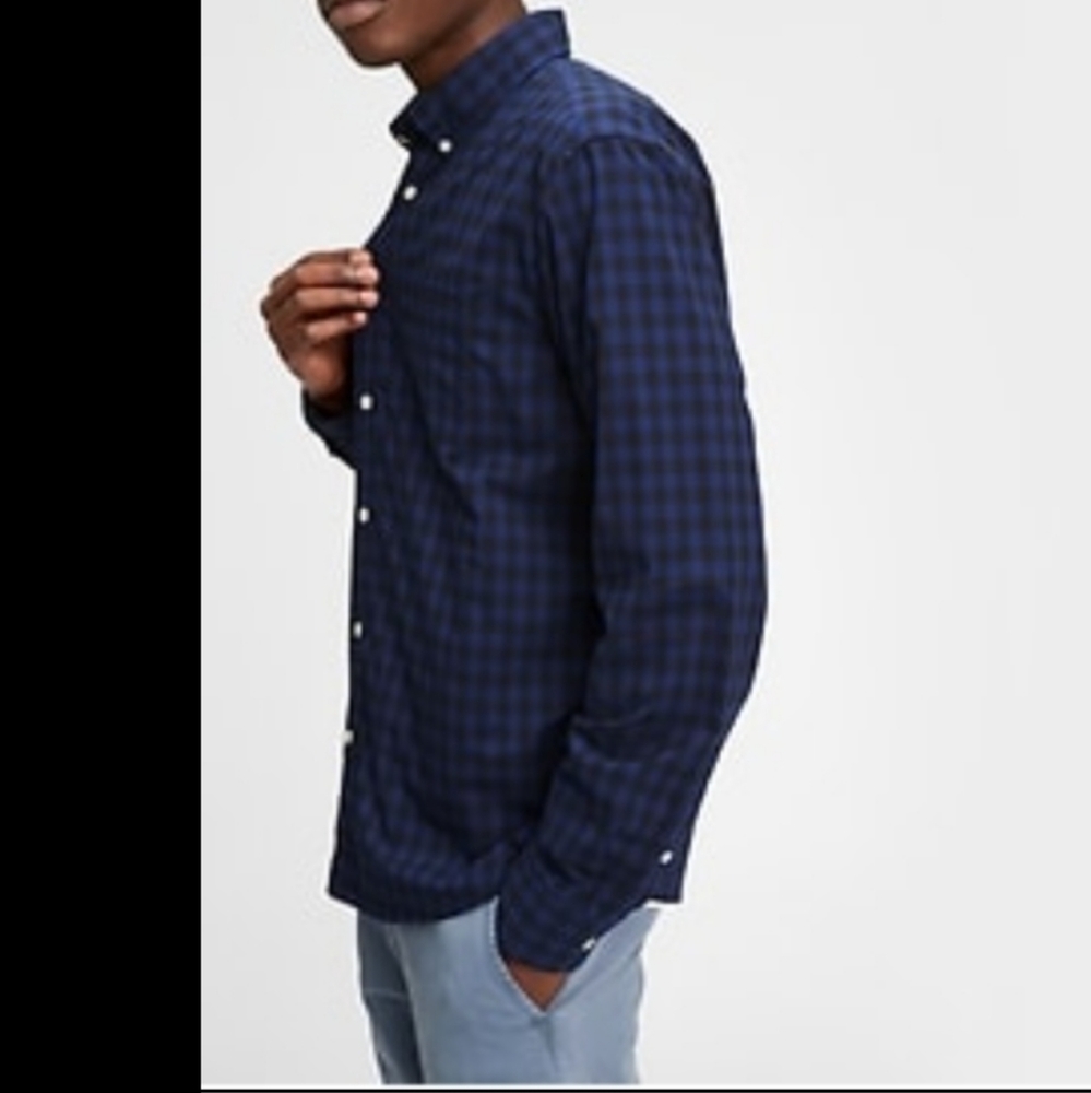 Gap Checkered Button Up Shirt
